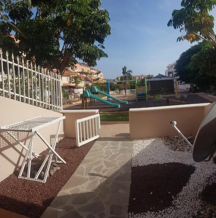 Costa Adeje Playa Fanabe Oasis Dakota Apartman 0*, Costa Adeje (Tenerife) Spanyolország